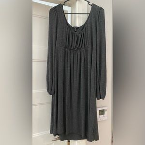 Grey, long sleeve Daisy Fuentes dress